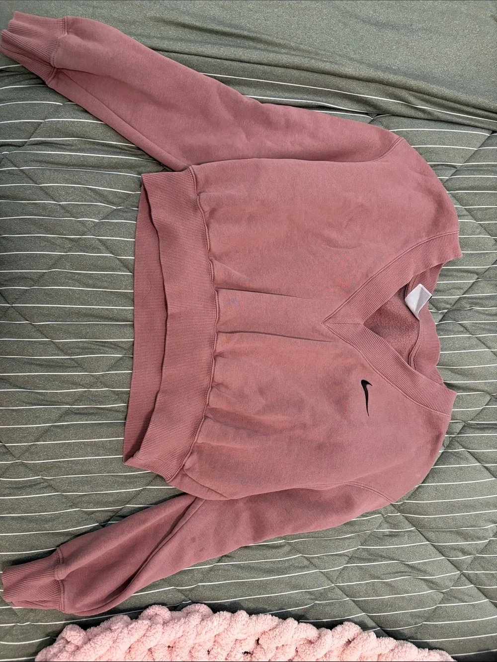 Nike Women's Dusty Rose V‑Neck Pullover Sweatshirt